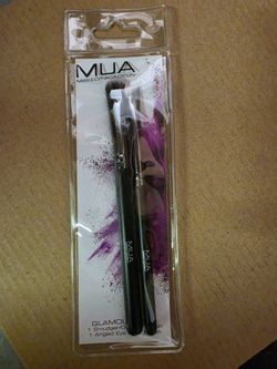 MUA Makeup Academy Brush Set, Glamour Eyes + Multi-Purpose Face Brush, New in Package