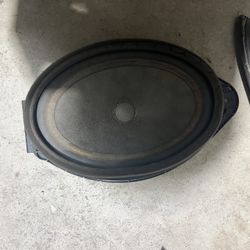 2020 Colorado Driver Door Speaker