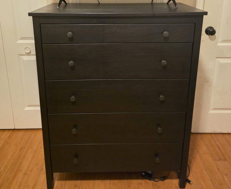 Dresser $60