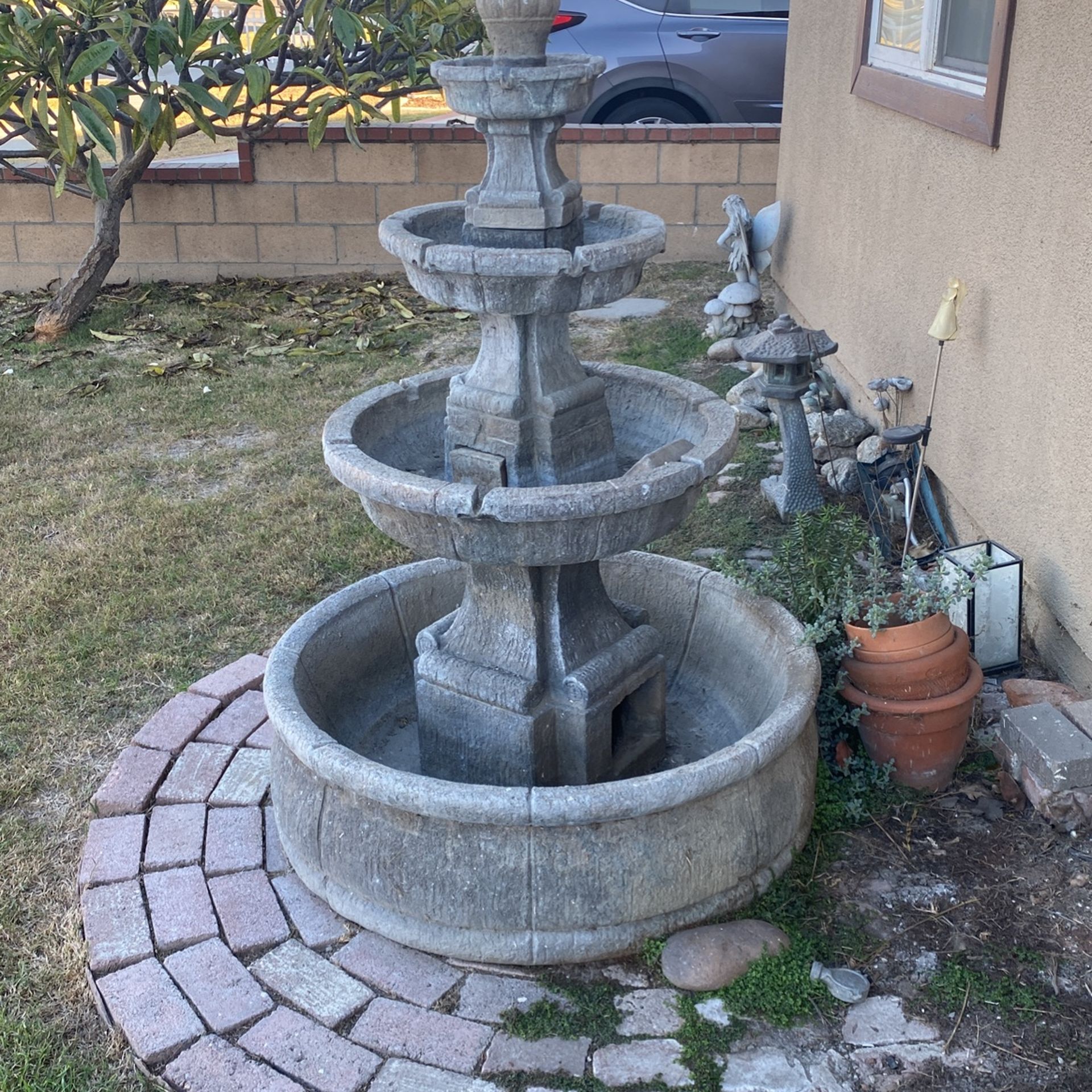 Water Fountain 36in Base 4’6” Tall