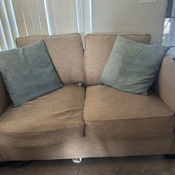 Free Sofa