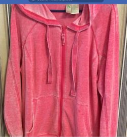 Ladies Size XXL, USED, Green Tea brand, material feels great, this is thinner material, has hood and pockets, see a spot on upper right pocket, not s