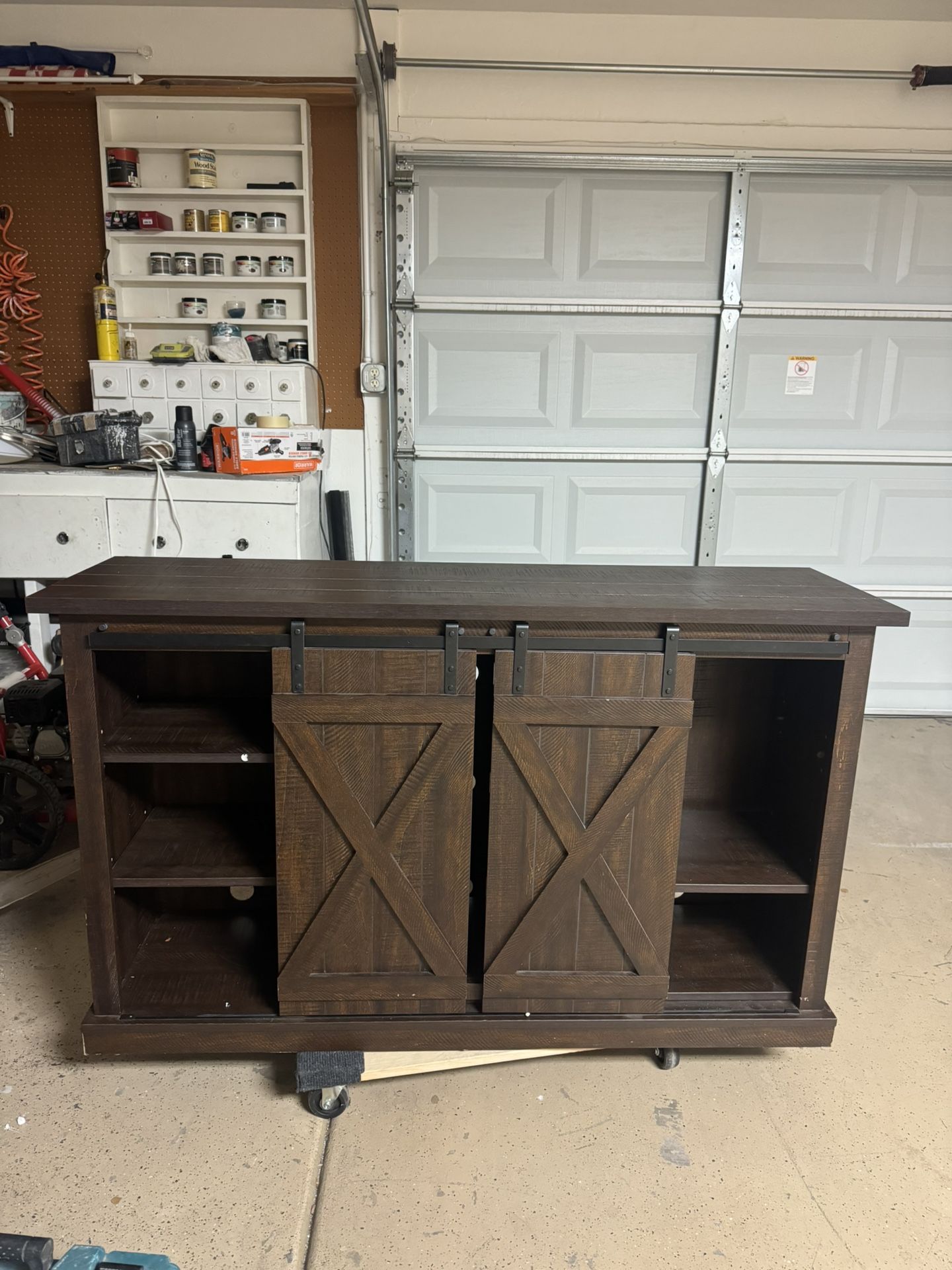 TV Stand 