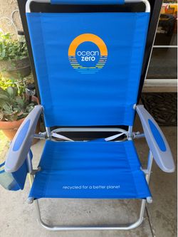 Brand new beach chairs $25