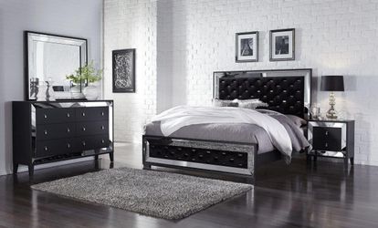 Brand new luxury bed room set on sale 40$ down