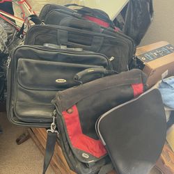 Laptop Attachès'