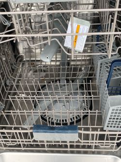 Used- Samsung Dishwasher (2011/2012)