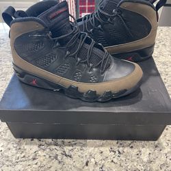 Jordan Retro 9 “Olive” 