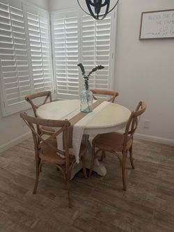Round table