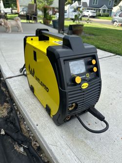 WeldPro Mig210LCD