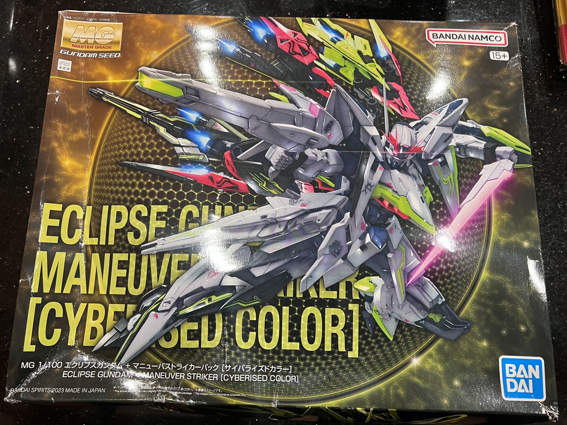 特撮 MG Bandai MG 1/100 Eclipse Gundam + Maneuver Strike [Cyberised Color