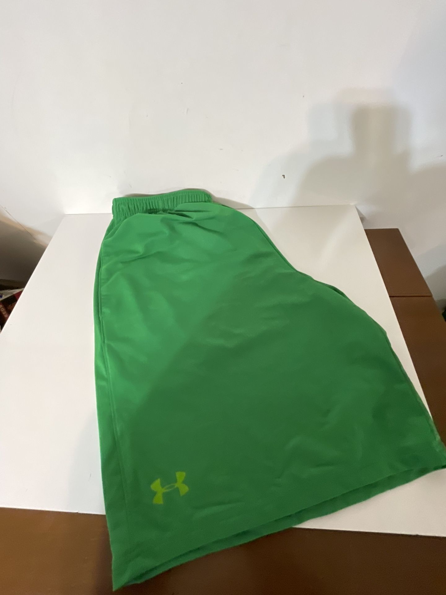 Mens Under Armour Shorts Size Large
