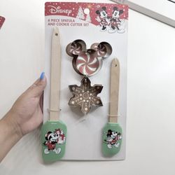 Disney Dark Mint 4 Piece Baking Set