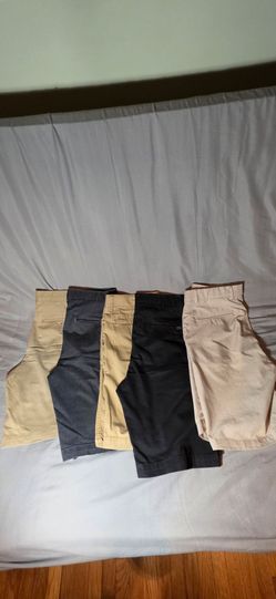 Lot of 5 Men's Chino Shorts W30 . Banana Republic,  Volcom,  old navy,  Greg Norman,  Volcom