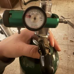 Oxygen Cylinder 
