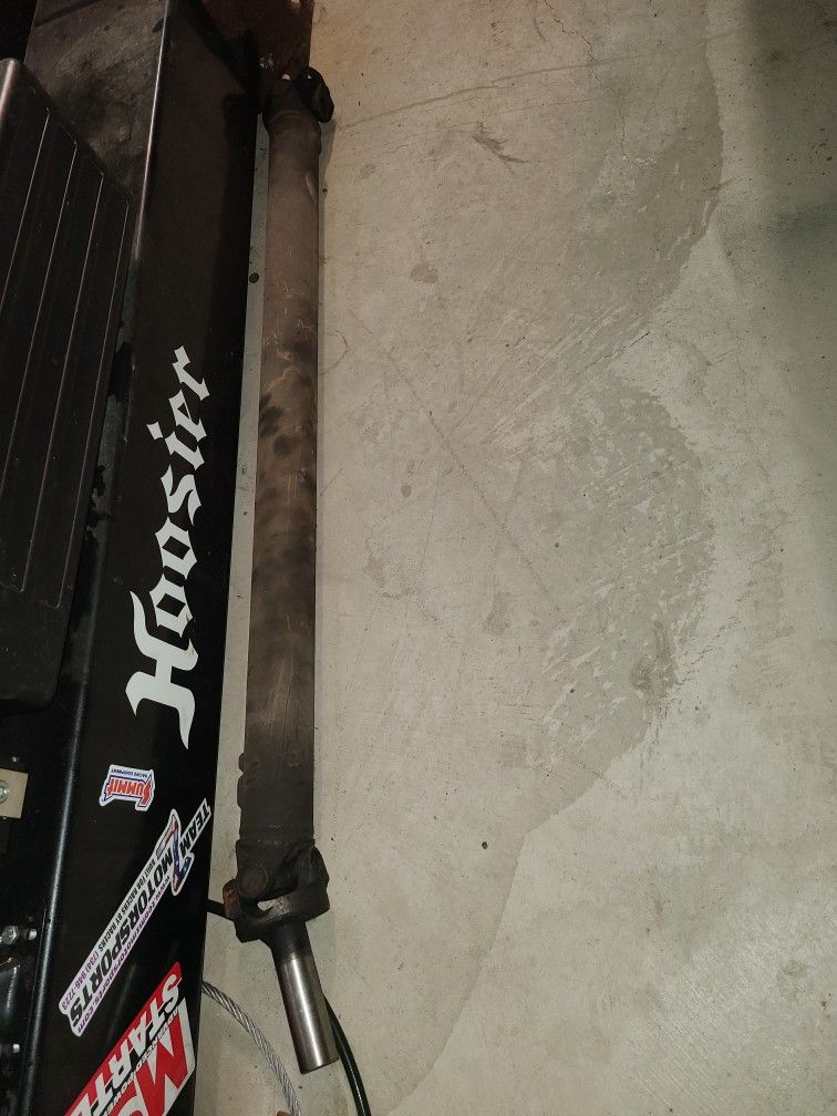 MUSTANG 5.0 Driveshaft With Yokes 79-95