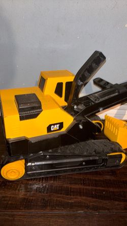 Excavator toy