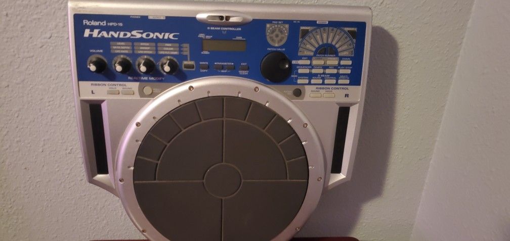 Roland HPD-15 Handsonic Drum Machine