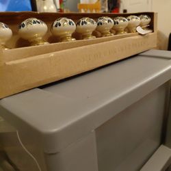 CASA  DECOR Set of 8 Drawer Pulls 
