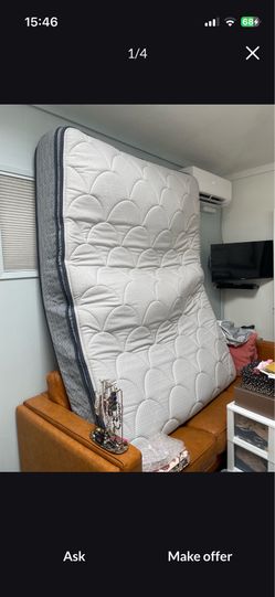 Queen Serta Perfect Sleeper Charlotte Plush Euro Top
