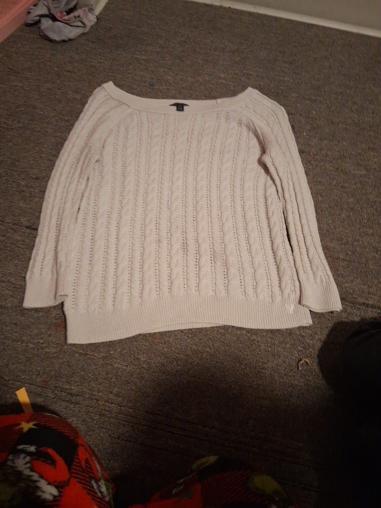 American eagle long sleeve white sweatshirt 40 Dollers
