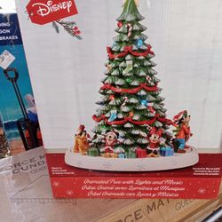 Disney Christmas Mickey And Friends Battery Powered Christmas Tree Spins Around And Lights Up