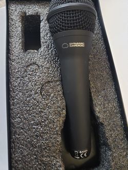 Peavey pvm44 vocal microphone