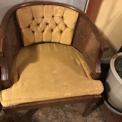 Vintage Accent Chair Does Need Some Work 