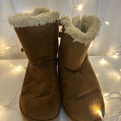 Uggs Tan Sz6 Bailey Bow Water Resistant