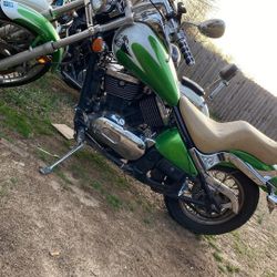Kawasaki Vulcan Vn 800 