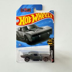 2026 Hot Wheels #4 BATMAN 1/5 BATMOBILE Gray New