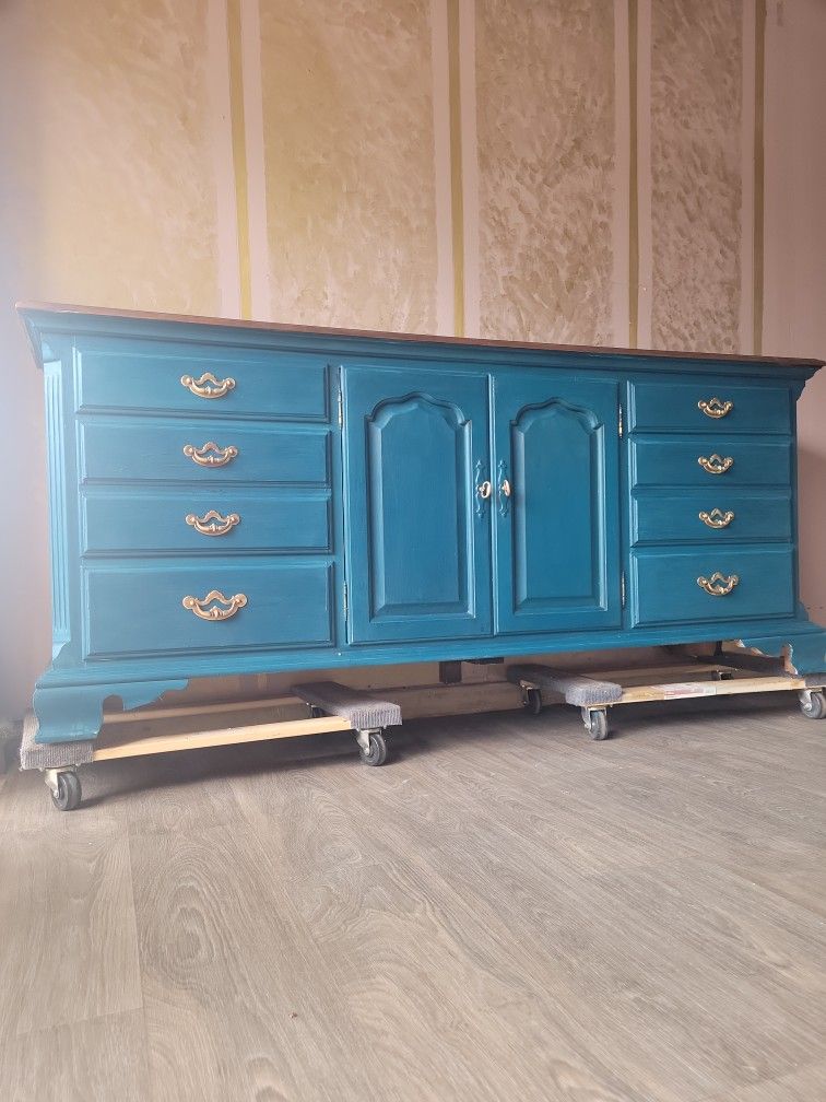 💢THOMASVILLE 💢EXTRA WIDE DRESSER:H:32