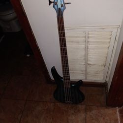 4 String Ibanez Bass 