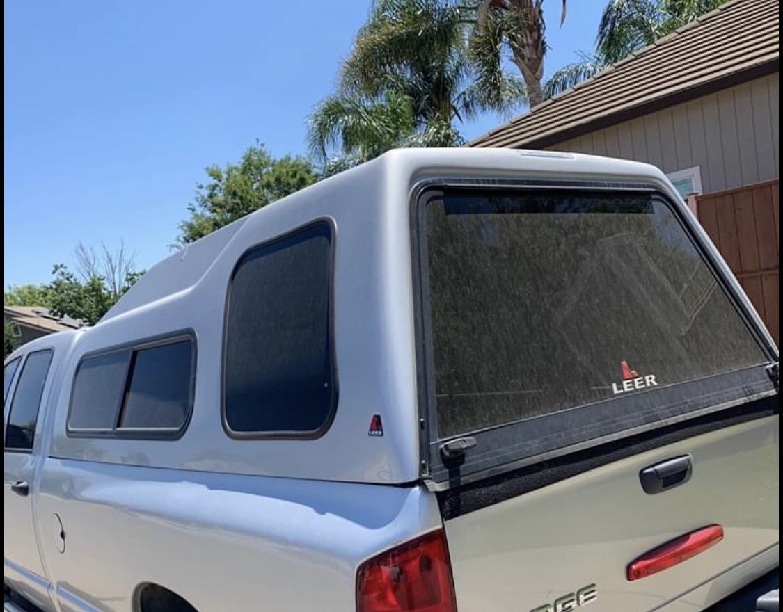 Leer highrise design 8foot camper shell for Sale in Dixon, CA OfferUp