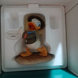 Disney Happy Camper Donald 