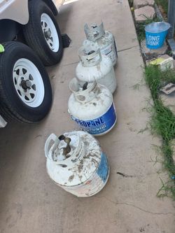 4 Propane Tanks empty