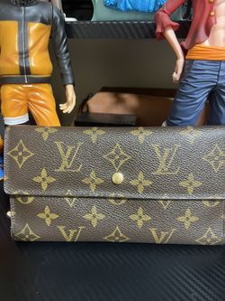 Louis Vuitton vintage monogram wallet  100% authentic. Used in good condition