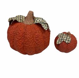 Farmhouse Retro Halloween Pumpkins Orange Green Big Little Decor