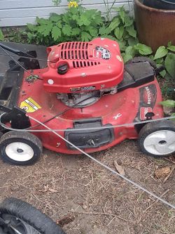 Toro recycler new blade needs bolt for blade.