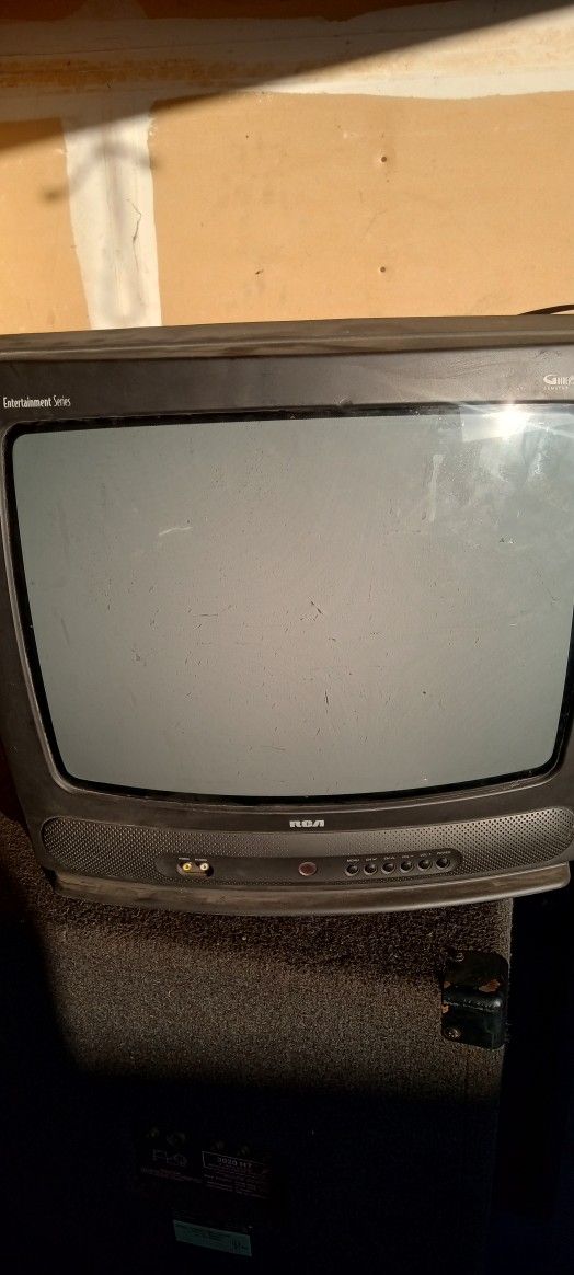 19 Inch Color Tv