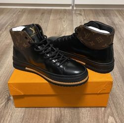 Louis Vuitton Shoes Boots Men Size 9.5 (43) for Sale in Fort