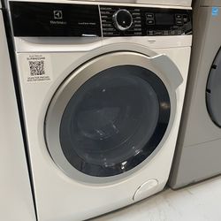 White 24” Compact Washer - 2.4 Cu. Ft.