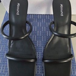 Two Strap Heel Sandal 9.5