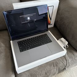 2021 16in MacBook Pro 1TB Space Gray