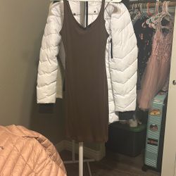 Brown dress