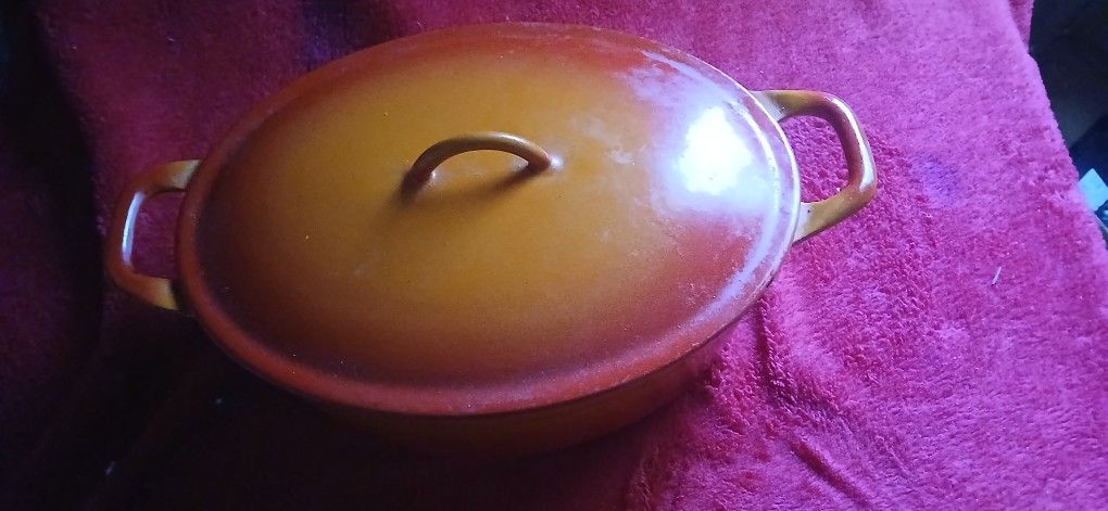 Vintage Descoware Belgium Cast Iron Dutch Oven