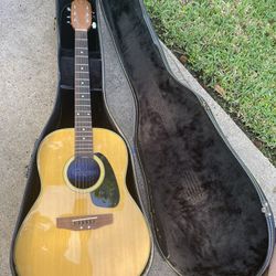 Acoustic Guitar - Ovation Applause