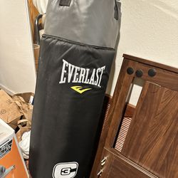 Everlast Punching Bag + Stand + Bag Anchor 