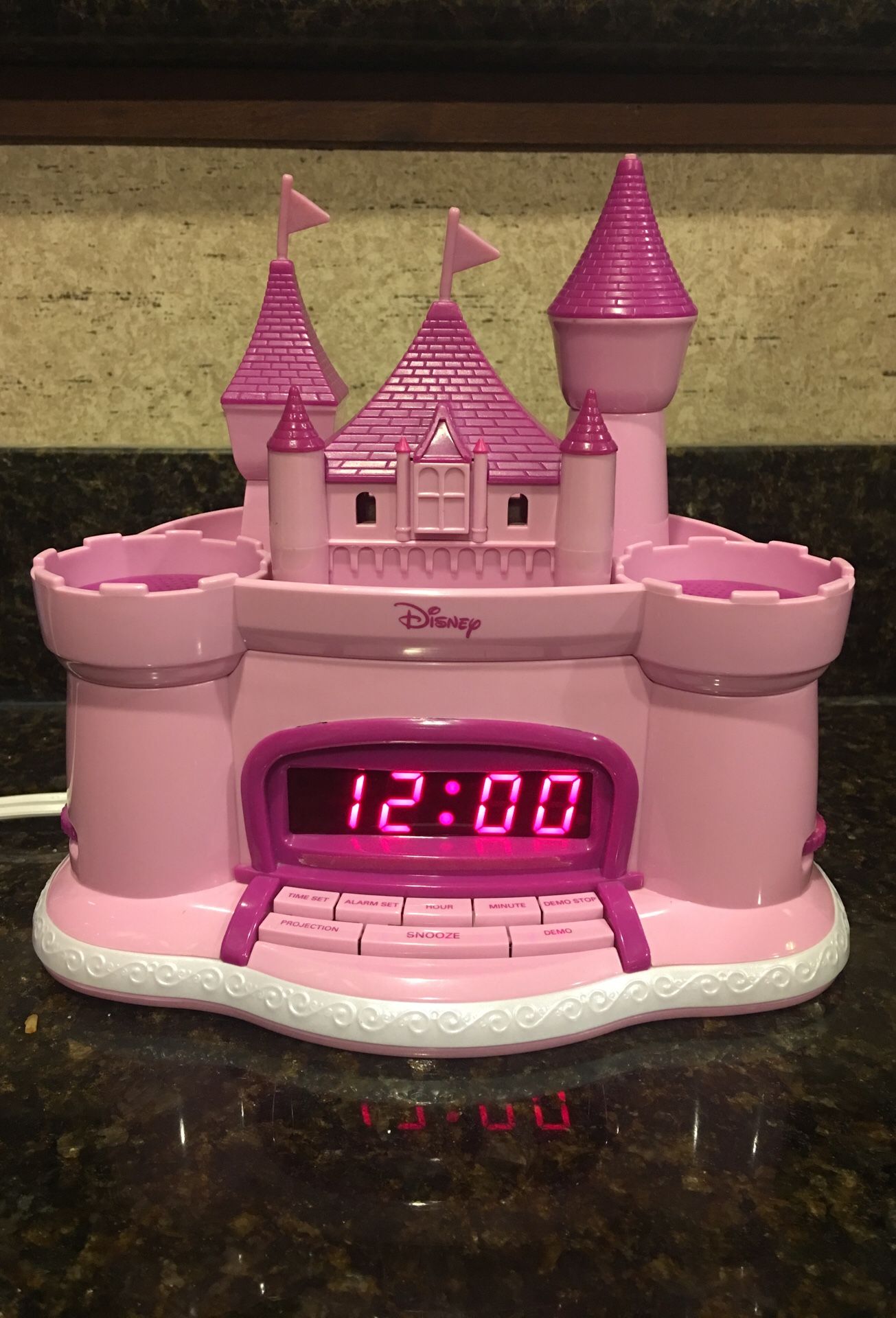 Rare Like-New Disney Princess Castle Alarm Clock/Radio