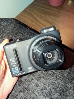 Nikon COOLPIX S9100 Digital Camera w/ Accessories (See Description)